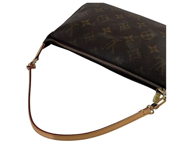Borsa Louis Vuitton Pochette Accessoires Marrone - vista 7