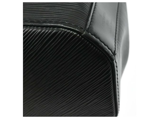 Louis Vuitton Sac à Dos Drawstring Epi Leather Noir - vue 6