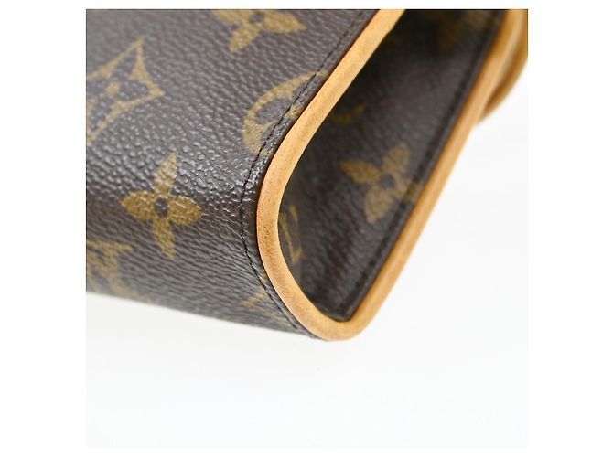 Louis Vuitton Florentine Waist Monogram Canvas - vista 7
