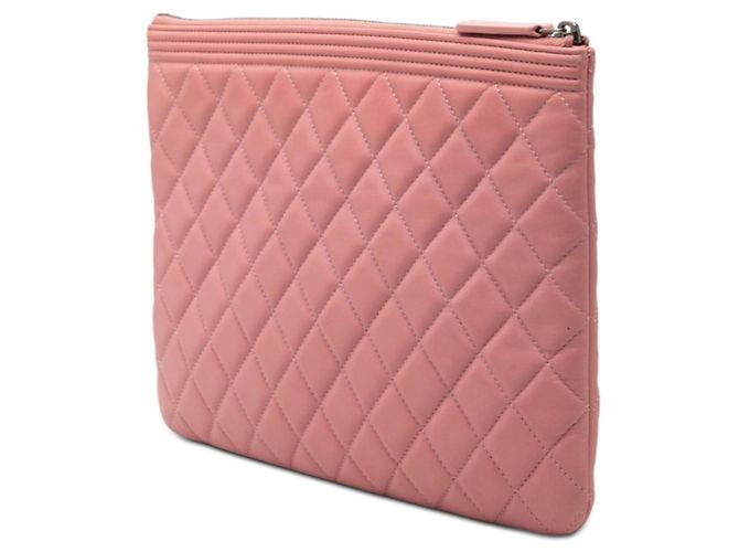 Clutch Chanel Boy in agnello rosa - vista 2