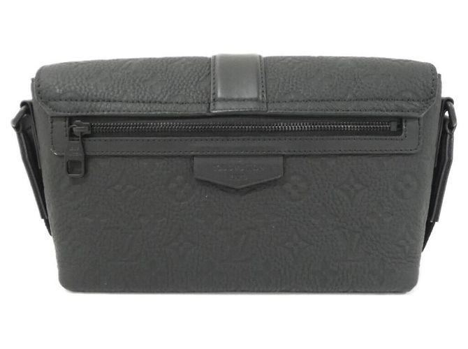 Borsa Messenger Louis Vuitton Taurillon Monogram S Cape Nero - vista 2