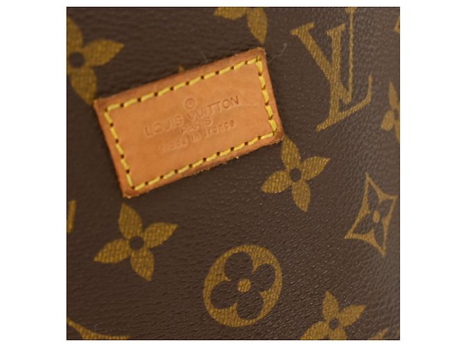 Louis Vuitton Saumur Monogram Canvas 35 Marrone - vista 4