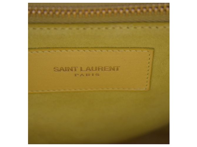 Saint Laurent Borsa a Spalla Medium Chyc Flap in Pelle Gialla Giallo - vista 16