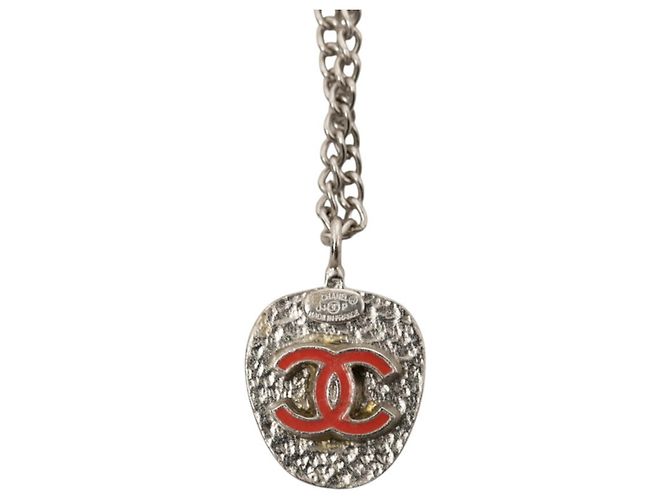 Bracciale Charm Chanel Coco Mark Motivo Fragola Argento Rosa Porpora - vista 3