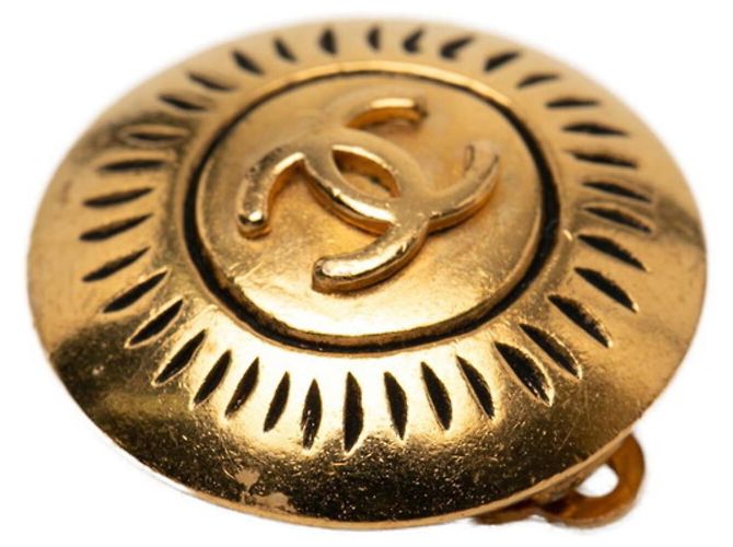 Timeless Orecchini a clip rotondi Chanel Coco Mark Vintage D'oro - vista 2