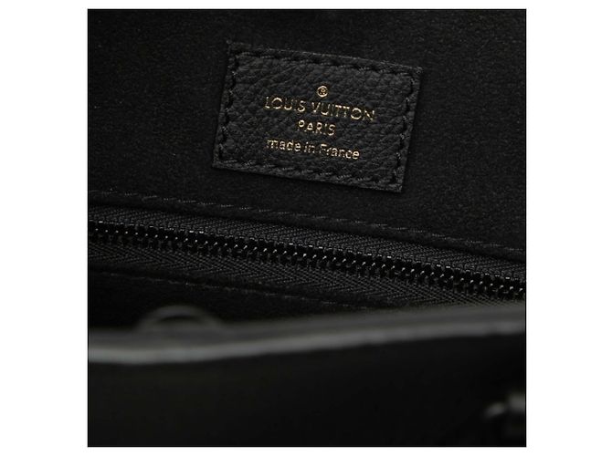 Borsa Louis Vuitton Lockme Tote PM Nero - vista 5