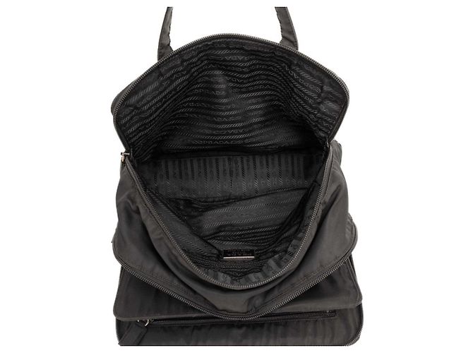 Prada Handtasche mit Triangle-Logo-Plakette Schwarz - Ansicht 4