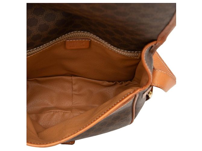 Céline Borsa a tracolla in pelle marrone Celine Macadam - vista 7