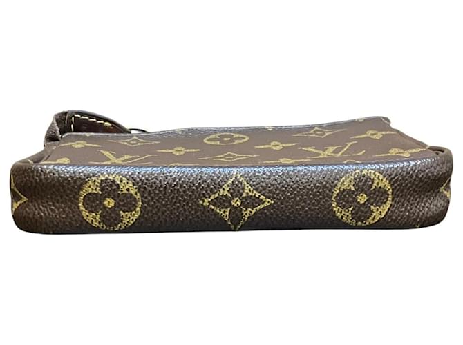 Louis Vuitton Mini Pochette Accessoires Marrone Monogramma - vista 3