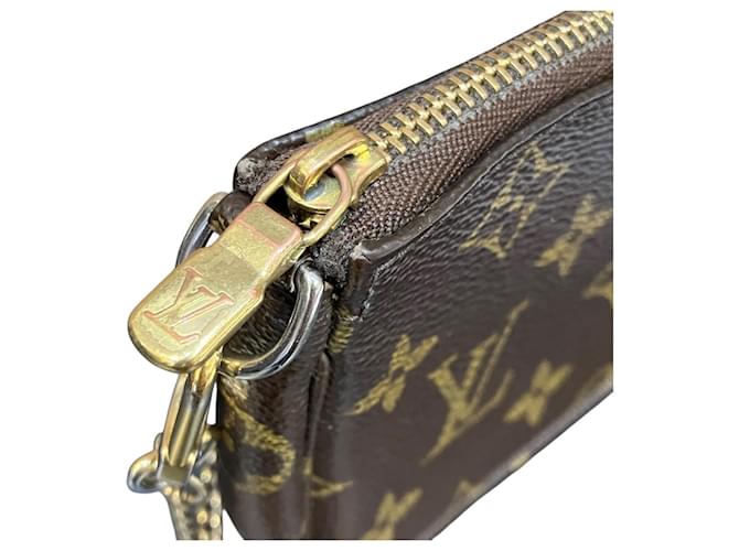 Louis Vuitton Mini Pochette Accessoires Marrone Monogramma - vista 6