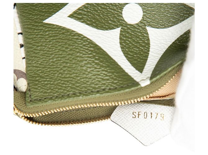Louis Vuitton Monogram Giant Mini Pochette Accessoires Bege Verde Cru - vista 6
