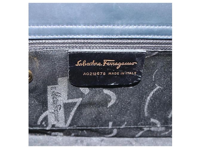 Borsa Salvatore Ferragamo Gancini in Pelle 2way Navy Gold Auth 184864V - vista 16