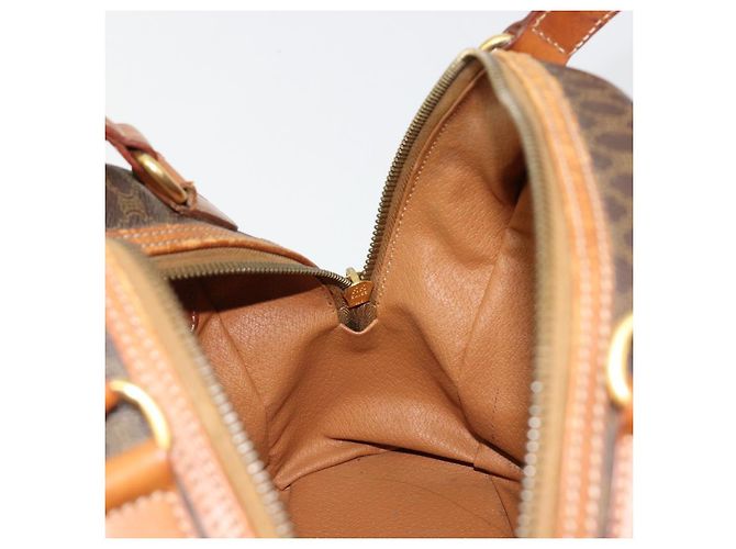 Céline Borsa a Mano CELINE Macadam Canvas PVC Pelle Marrone Oro Auth 184709 D'oro - vista 18