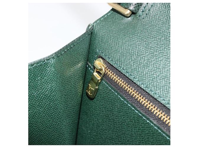 LOUIS VUITTON Taiga Pochette Kourad Clutch Bag Epicea M30194 LV Auth bs35554 - vista 22