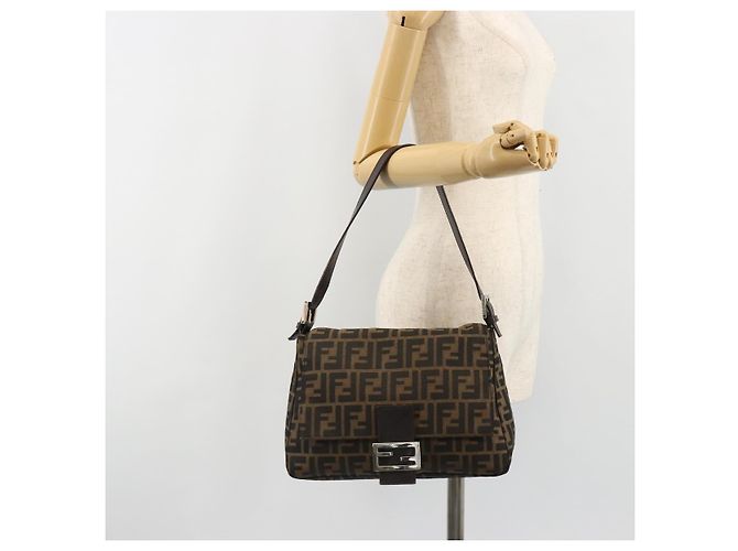 FENDI Zucca Canvas Mamma Baguette Shoulder Bag Black Brown Auth 184905SAM Marrone Nero - vista 25
