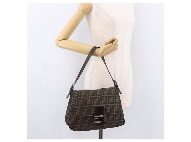 FENDI Zucca Canvas Mamma Baguette Shoulder Bag Black Brown Auth 185682SAV Marrone Nero - vista 25