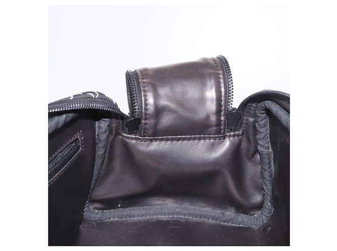 LOUIS VUITTON LV Snow Dopp Kit Clutch in Nylon Nero M21435 LV Auth BA13321SM - vista 19