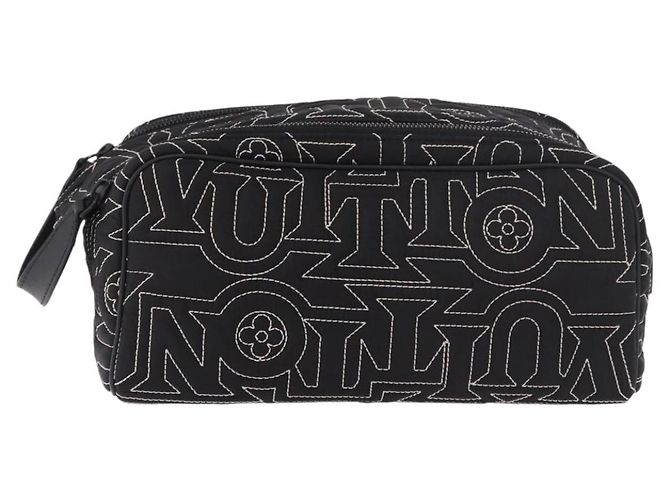 LOUIS VUITTON LV Snow Dopp Kit Clutch in Nylon Nero M21435 LV Auth BA13321SM - vista 2