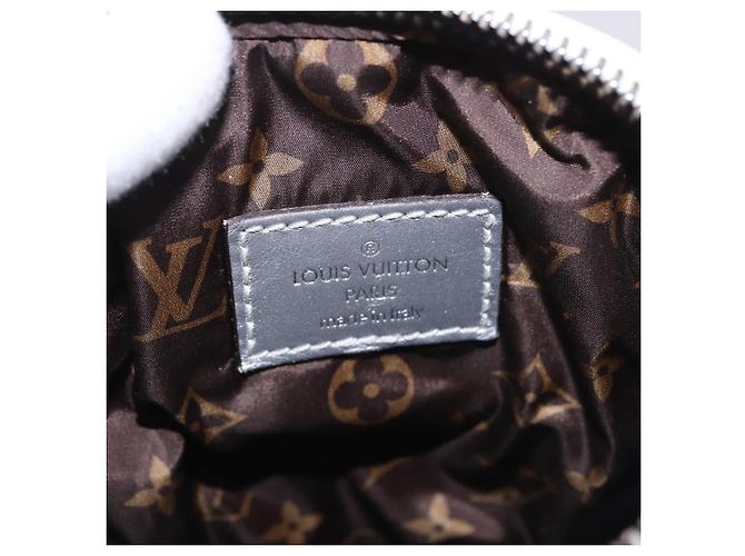 LOUIS VUITTON Bolsa de Celular Monogram Pillow Silver M81716 LV Auth am11853SAM Prata - vista 20