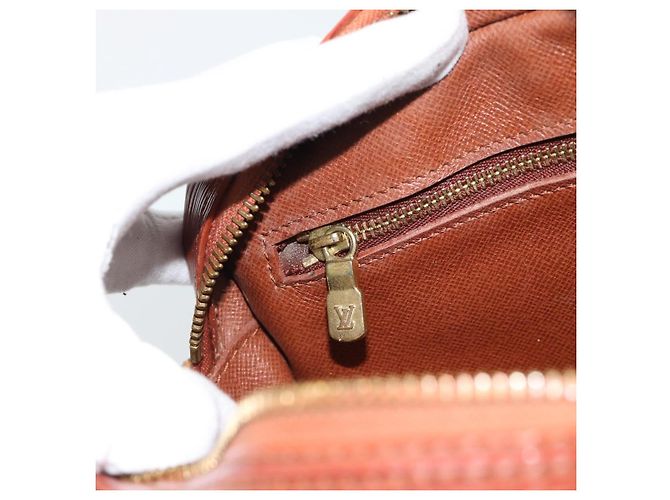 LOUIS VUITTON Epi Jeune FilleMM Shoulder Bag Marrone M52153 LV Auth 184798 - vista 19