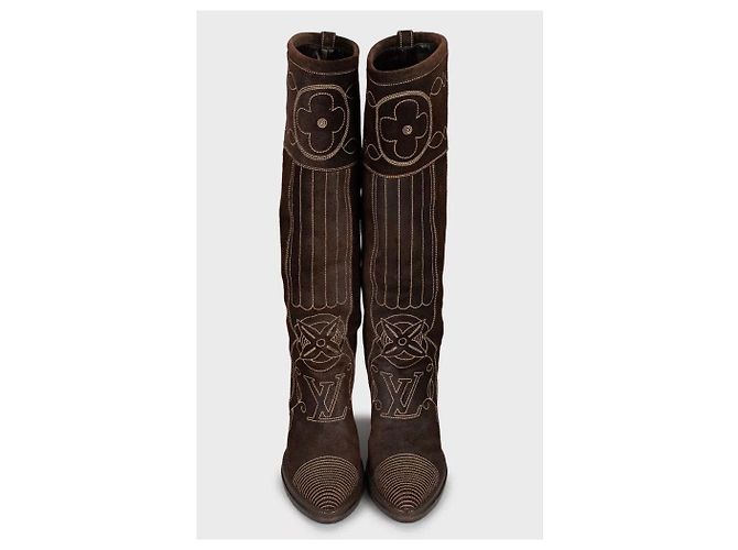 Louis Vuitton Suede Boots with Contrast Stitching – Size 38 pre-owned - view 2