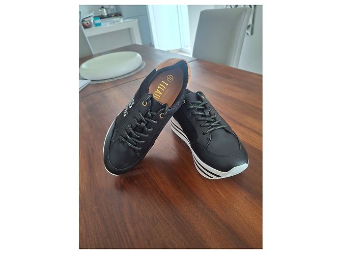 Autre Marque Sneakers in pelle nera con strass Nero - vista 5