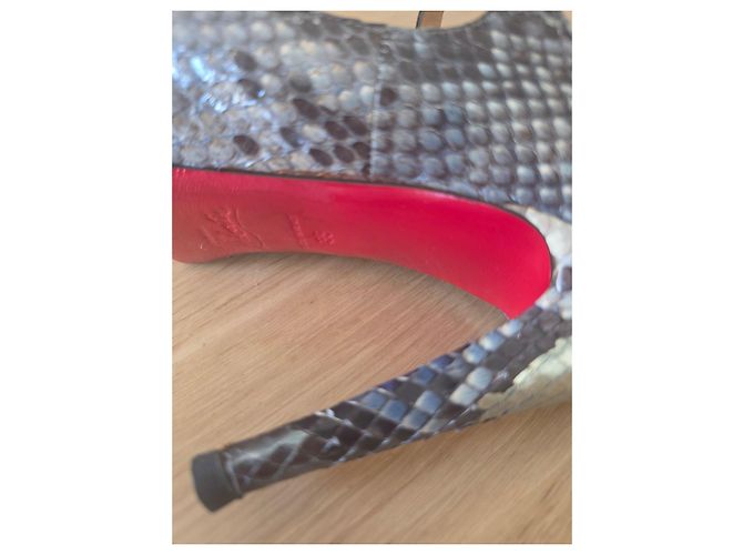 Christian Louboutin Louboutin Pumps aus Pythonleder Blau Grau Metallisch - Ansicht 3