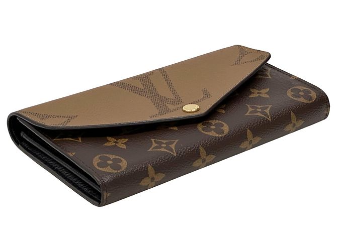 Cartera Louis Vuitton Monogram Giant Reverse Castaño - vista 3