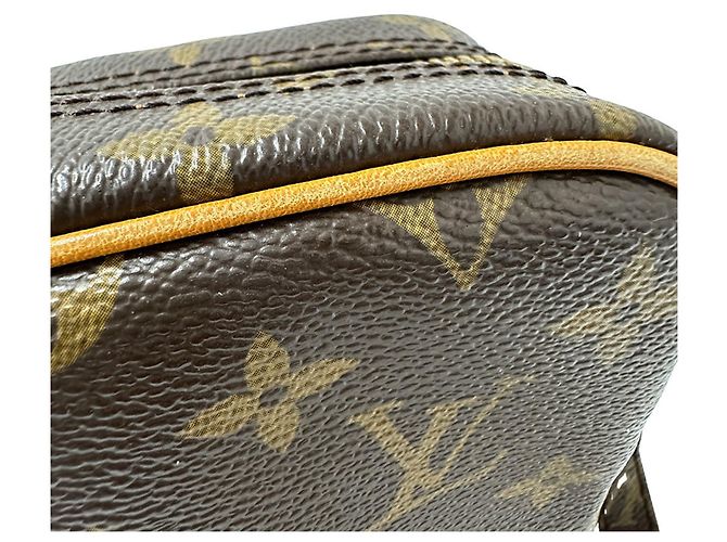 Louis Vuitton Monogram Shoulder Bag Brown - view 6