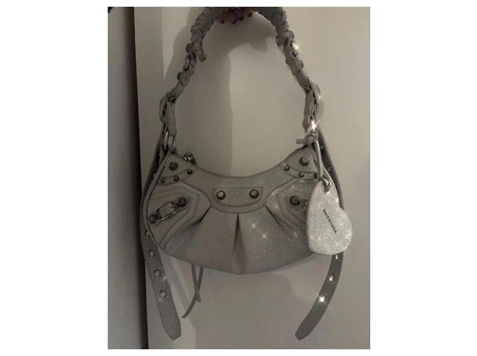 Balenciaga Borsa Hobo Le Cagole XS Argento Glitter - vista 2