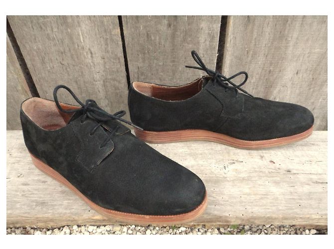 Autre Marque Derby-Schuhe aus schwarzem Wildleder - Ansicht 2