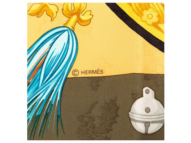 Sciarpa Carré 90 Plumes et Grelots Hermès D'oro Verde - vista 7