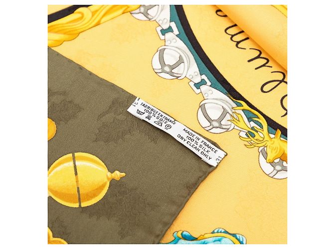 Sciarpa Carré 90 Plumes et Grelots Hermès D'oro Verde - vista 8