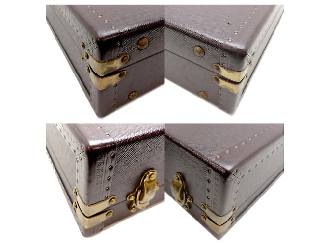 Valigetta in pelle Taiga Louis Vuitton Marrone - vista 8