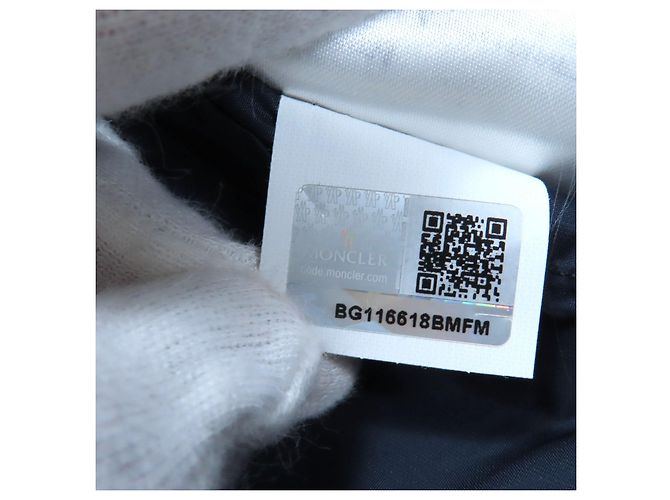 Moncler FLAMME GIUBBOTTO Abrigo de nylon y plumón Azul Azul marino - vista 13