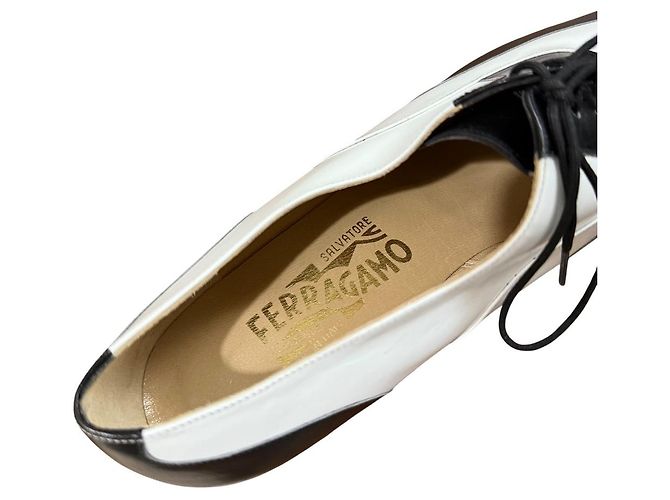 Scarpe con lacci in pelle Salvatore Ferragamo Nero Bianco - vista 6