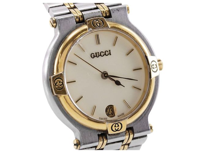 Gucci 9000M Edelstahl Quarz Silber - Ansicht 3
