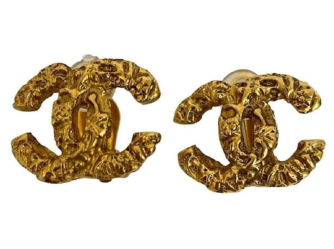 Timeless Pendientes Chanel Coco Mark Dorado - vista 5