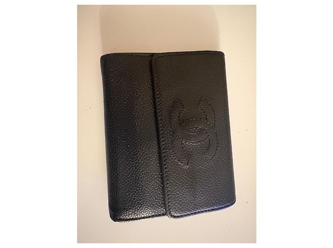 Timeless Chanel black leather wallet - view 2