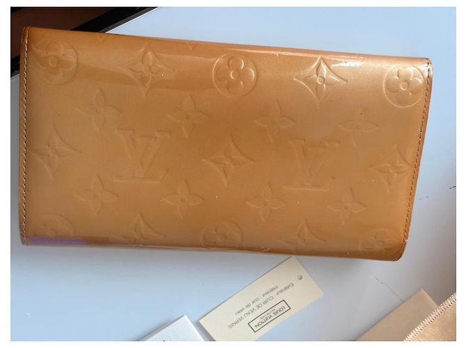 Sarah Cartera Louis Vuitton Dorado - vista 3