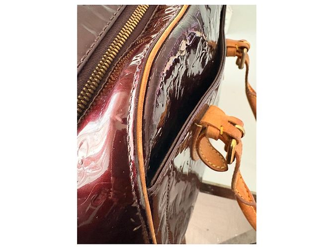 Bolsa Louis Vuitton Summit Monogram Vernis Alma BB Bordeaux - vista 14