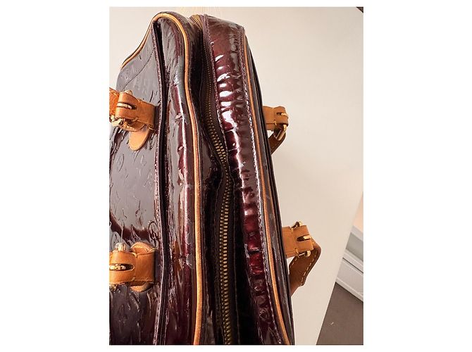 Bolsa Louis Vuitton Summit Monogram Vernis Alma BB Bordeaux - vista 6