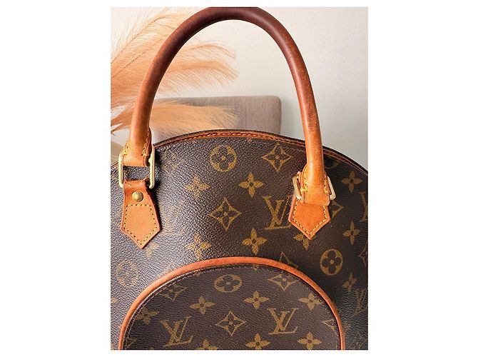 Bolsa Louis Vuitton Monogram Ellipse GM Marrom Monograma - vista 5