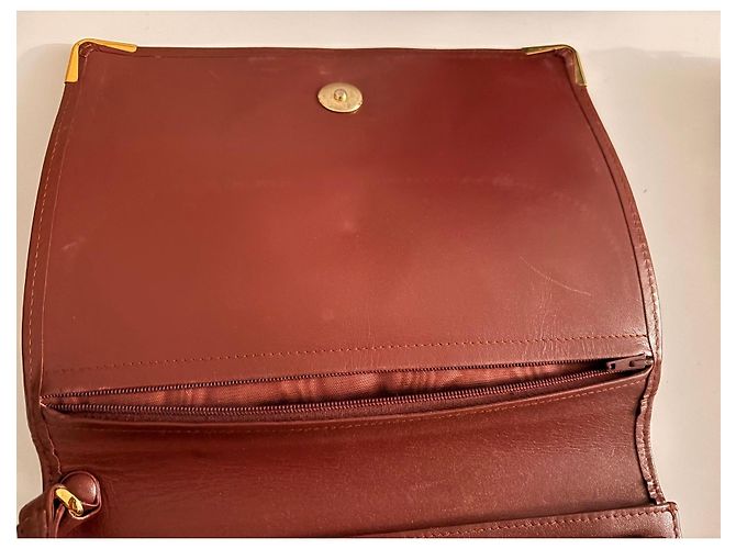 Clutch Cartier de cuero burdeos - vista 2