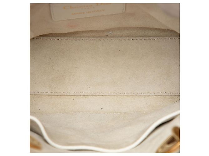 Dior Lady Dior Mini in agnello bianco cannage con borchie - vista 4