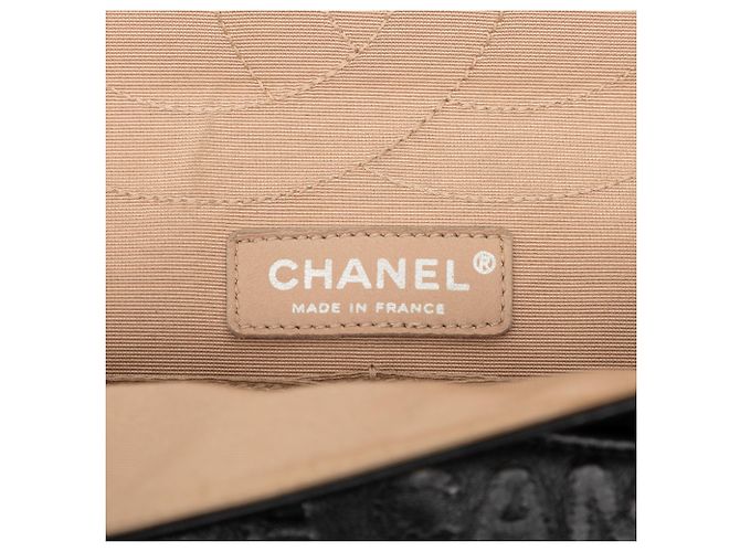 Chanel Black Maxi Embossed Calfskin 31 Rue Cambon Reissue 2.55 Double Flap Nero - vista 5