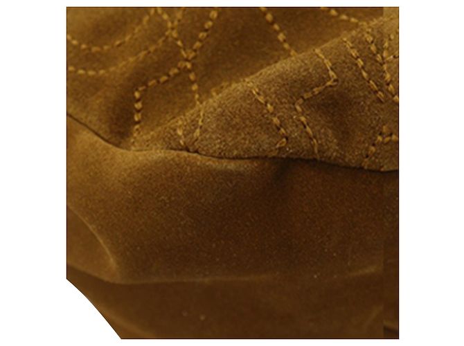 Salvatore Ferragamo Borsa a tracolla Ferragamo in scamosciato marrone con cuciture e nappe - vista 13