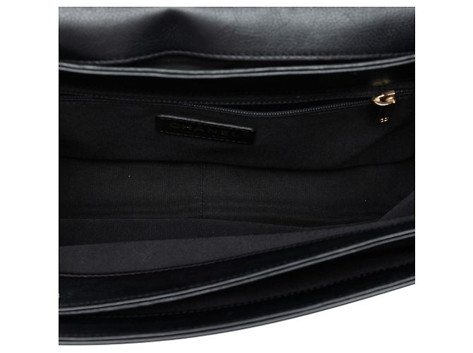 Chanel Black Medium Quilted Calfskin Straight Lined Flap Nero - vista 4