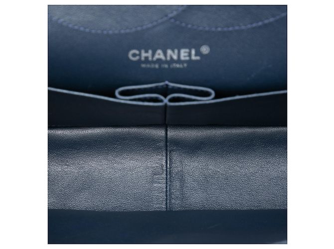 Chanel Blue Quilted Patent Reissue 2.55 Double Flap 227 Blu navy - vista 4