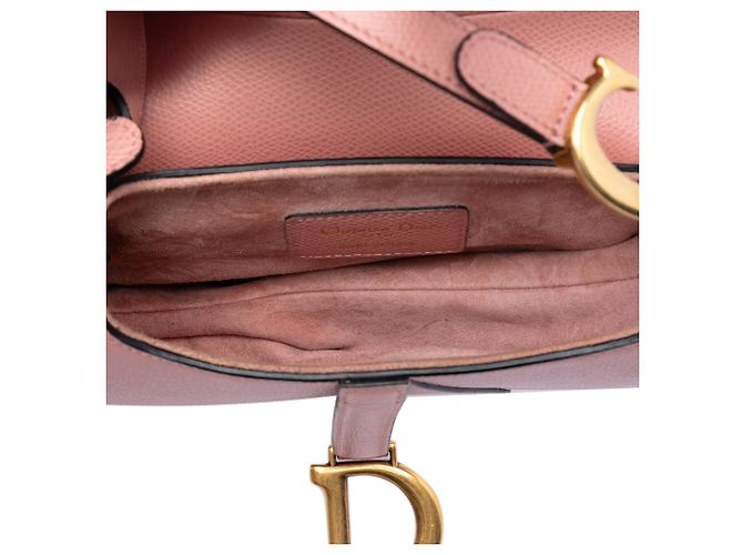 Borsa Saddle Mini in pelle di vitello granulata rosa Dior - vista 4